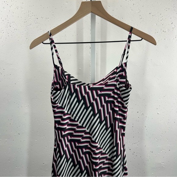 Express Women's Abstract Print Satin Cowl Neck Maxi Slip Dress - Picture 4 of 8